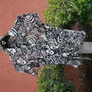 Peep Studio Black & White Floral See Through Short Sleeves Size S